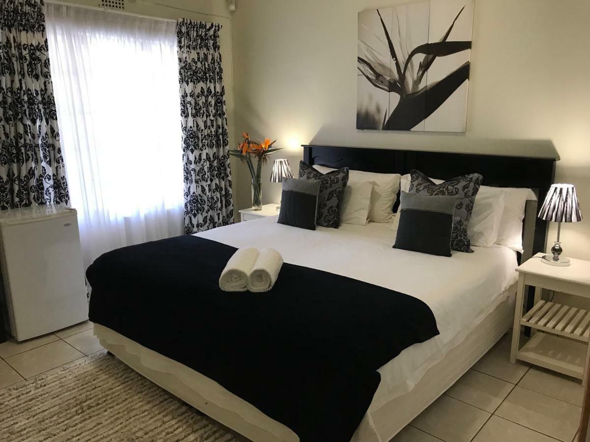 Bishops Guesthouse Eshowe エクステリア 写真