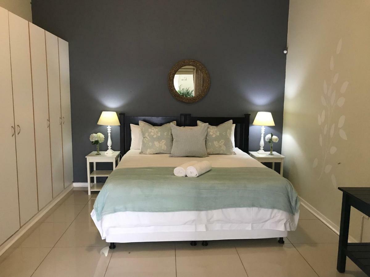 Bishops Guesthouse Eshowe エクステリア 写真